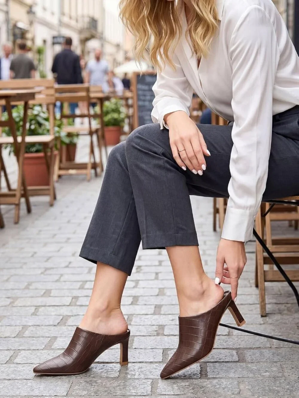 Women's Brown Leather Kitten Heels Mules Closed Pointed Toe Pumps Slip On Shoes